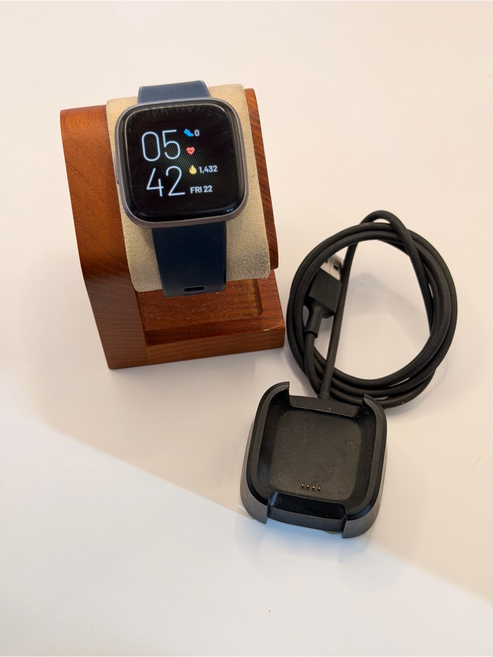Fitbit Versa 2, Tested, Charger Included,  Black/dark Blue, Fitness Tracker